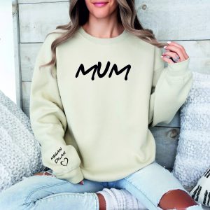 Mum Sweater, Mum Friends Custom Sweatshirt Personalised with Names, Mum Name on Sleeve, Mother's Day Gift