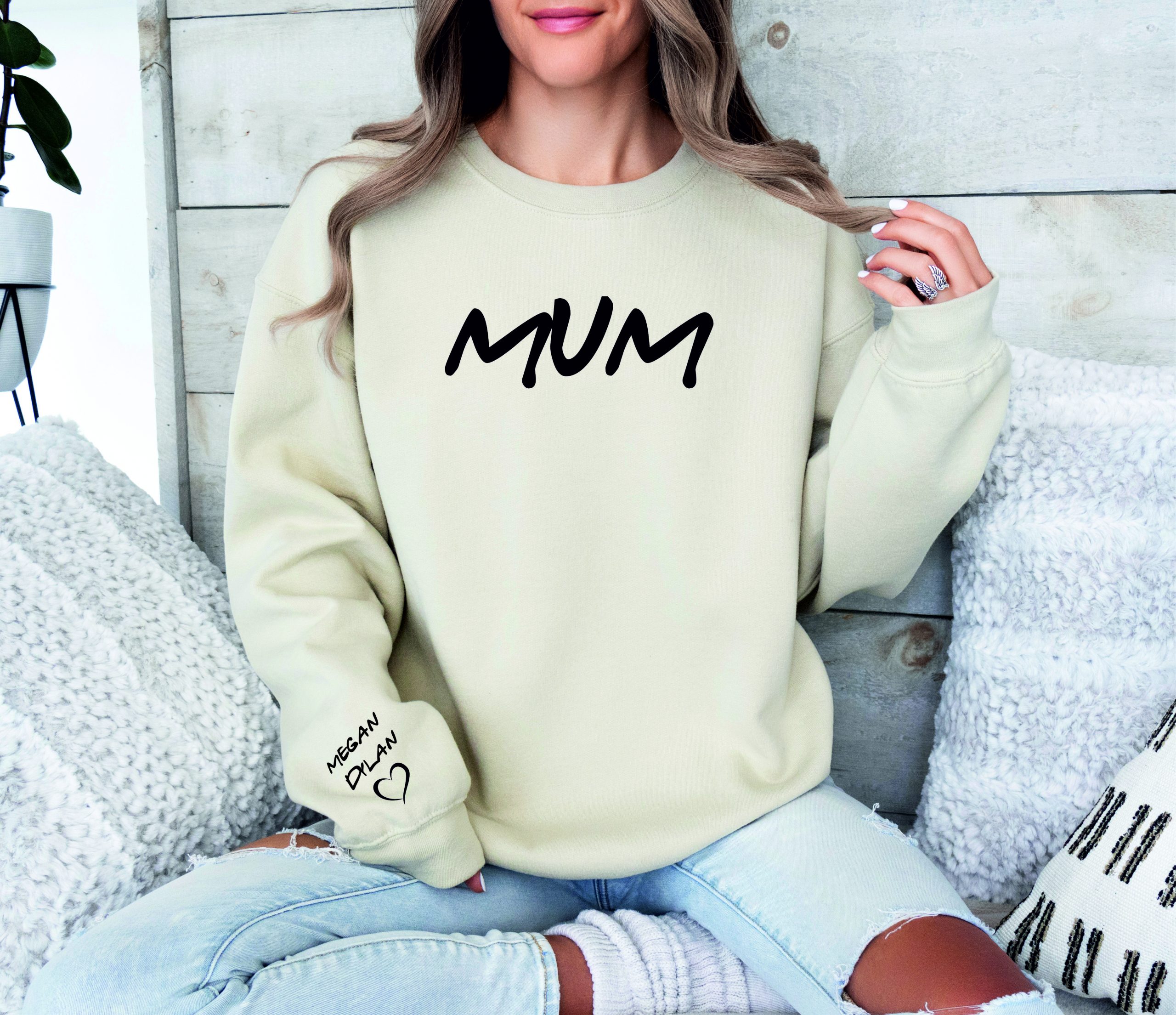 Mum Sweater, Mum Friends Custom Sweatshirt Personalised with Names, Mum Name on Sleeve, Mother's Day Gift
